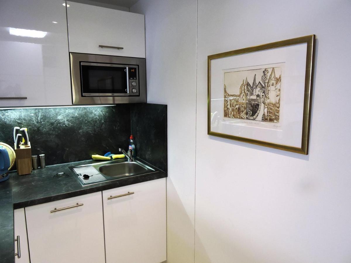 101 Athen, Studio Apartment, 38M2 1-4 Pers 클라겐푸르트 외부 사진