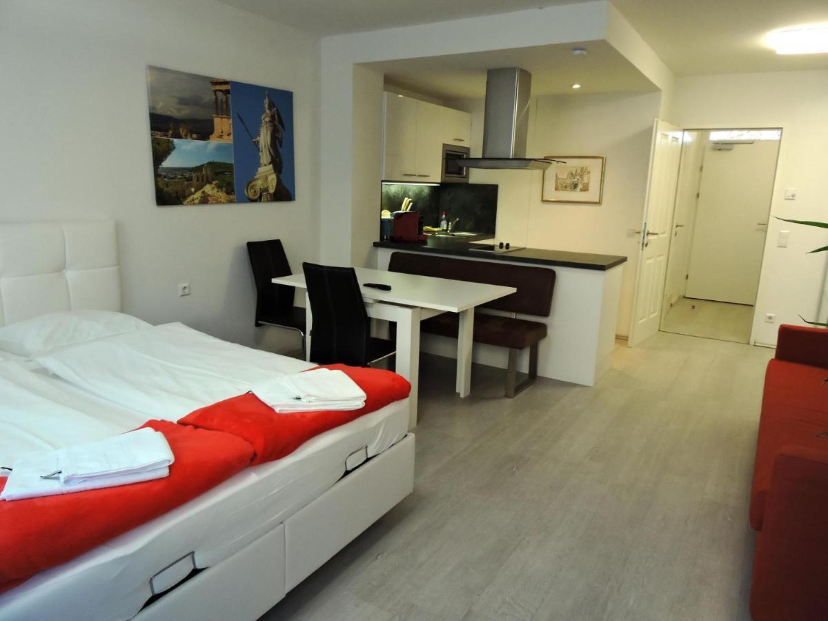 101 Athen, Studio Apartment, 38M2 1-4 Pers 클라겐푸르트 외부 사진